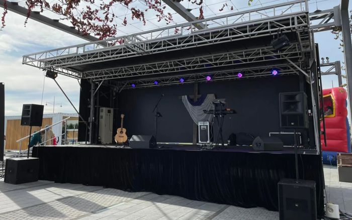 Nam ca sĩ nổi tiếng nợ hơn 24 tỷ đồng vì kinh doanh và mua nhà: Là cái tên quen mặt trong giới showbiz