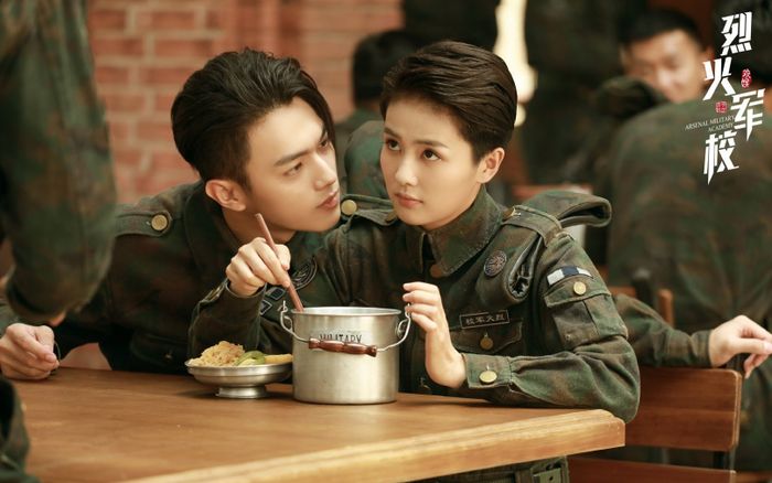 Bạch Lộc bị khui chuyện từng quấy rối Hứa Khải