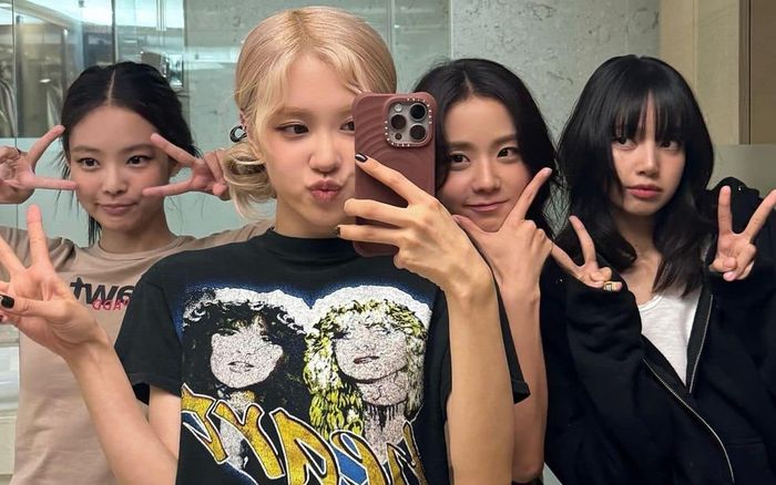 Ba thành viên BLACKPINK nói gì về sản phẩm mới của Jennie?