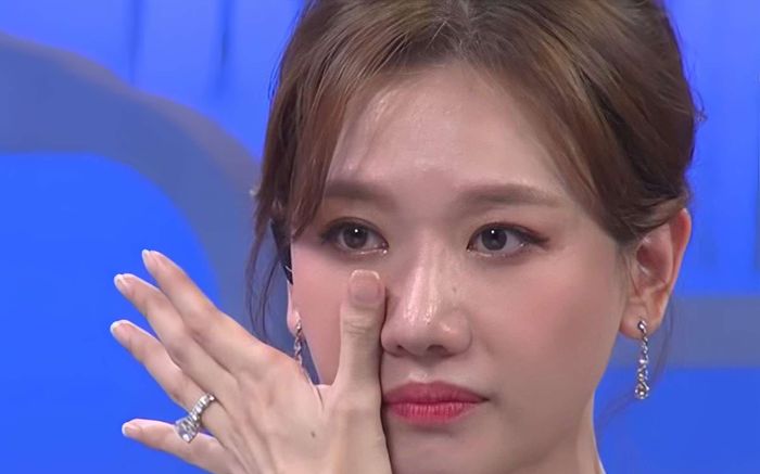 Tình trạng đáng lo của Hari Won sau khi gia đình có tin buồn