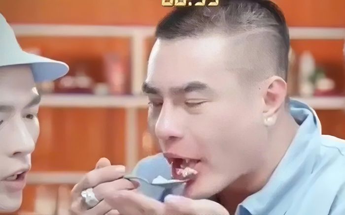 Lê Dương Bảo Lâm lên tiếng xin lỗi sau khi bị chê phản cảm