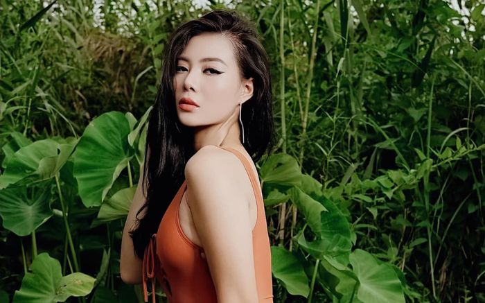 Sắc vóc gợi cảm của Thanh Hương ở tuổi U40