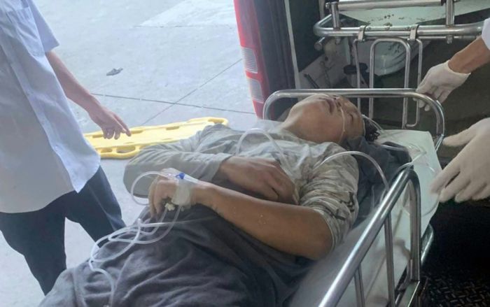 Bị sóng cuốn trôi ra biển, cần thủ sống sót sau 32 giờ nhờ 'balo cứu mạng'