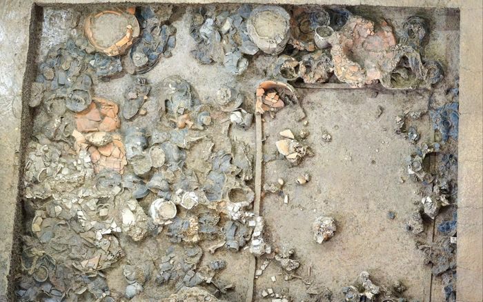 Trung Quốc khai quật ngôi mộ cổ 5000 năm tuổi, bất ngờ với thứ được chôn cất bên trong