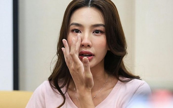 Thùy Tiên gặp 'kiếp nạn'