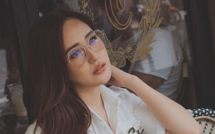Mai Phương Thuý tự nhận 'giàu có đến mức ngột ngạt'