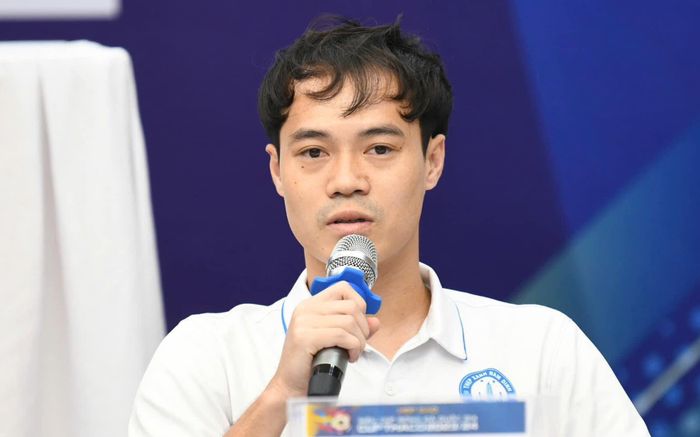 Tình trạng đáng lo của Văn Toàn sau tin cực xấu