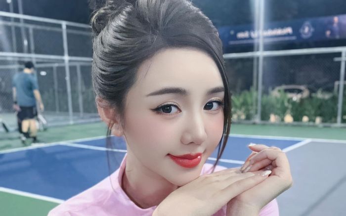 Quỳnh Kool công khai danh tính ông xã ngoại quốc