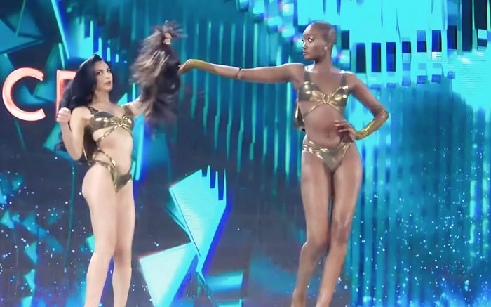 Màn bung tóc giả out-trình của đại diện Pháp khiến Quế Anh và đối thủ rén ngang