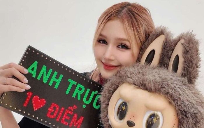 Xoài Non là người đầu tiên được Gil Lê công khai tình cảm