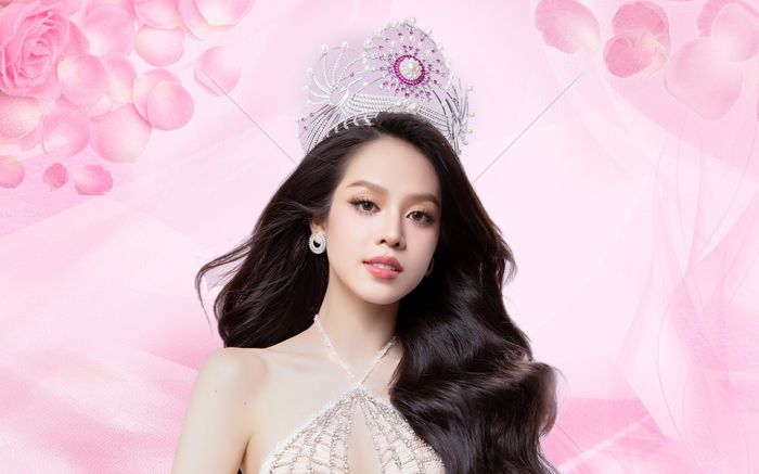 Ảnh profile của Thanh Thủy được khen: 'Chánh cung' sẵn sàng nghênh chiến