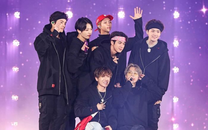 Jin thừa nhận thiếu sót khi hoạt động cùng BTS