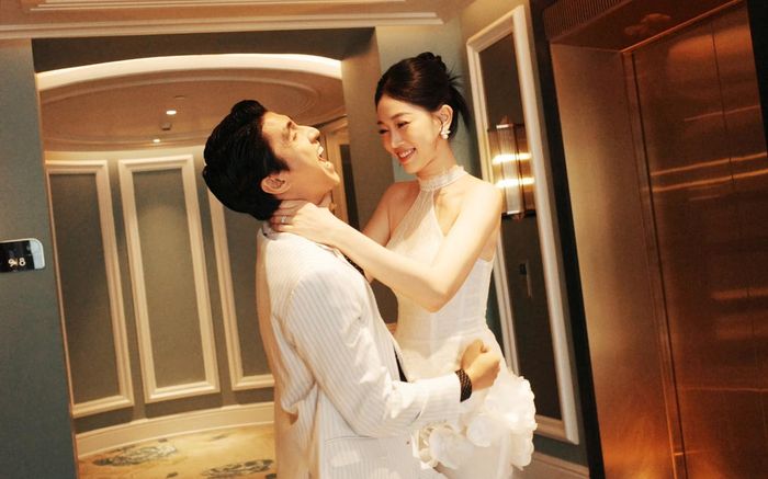 Vợ chồng Bình An thông báo tin vui