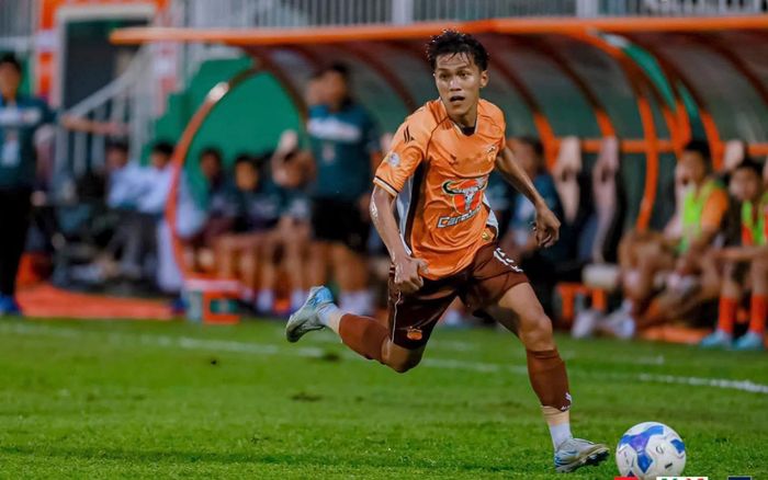 Ngả mũ trước 'siêu nhân' Trần Bảo Toàn trong ngày HAGL hoà tiếc nuối Thanh Hoá