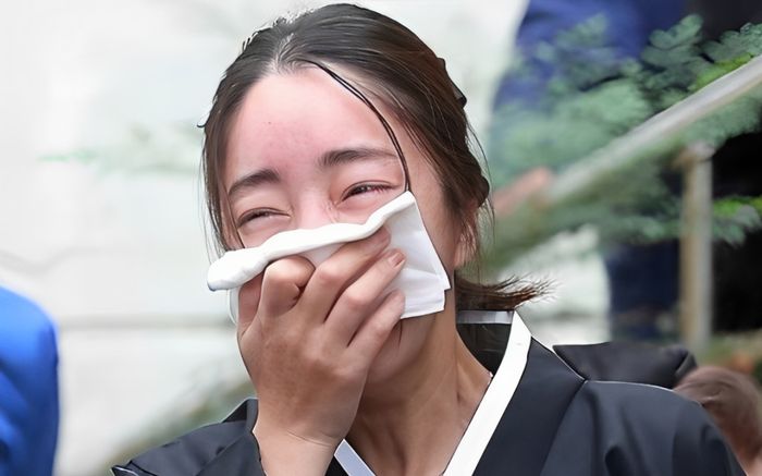 Lễ tang đẫm nước mắt của nữ diễn viên qua đời ở tuổi 75 vì tăng đường huyết