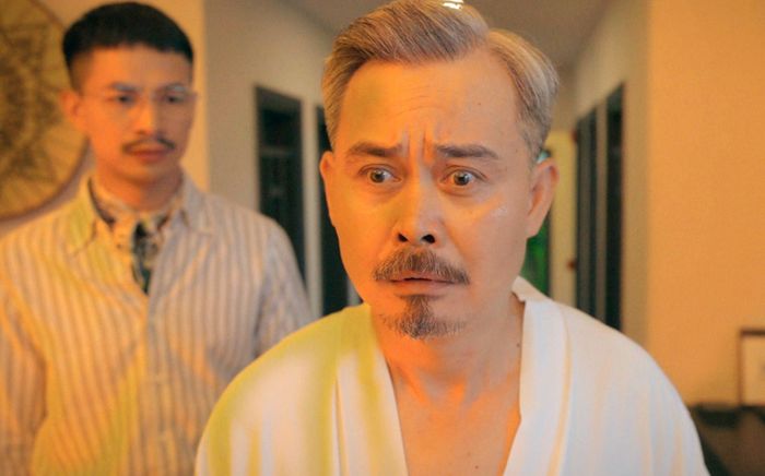 Đời tư trái ngược phim của ông trùm ác và xấu nhất Độc đạo