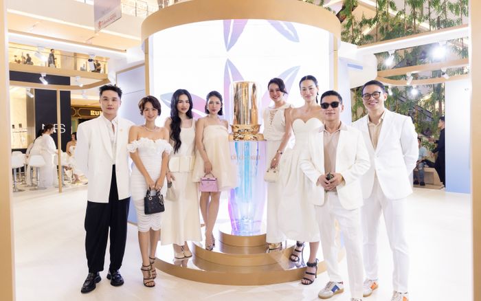 Tinh chất The Serum của Clé de Peau Beauté tại sự kiện đặc biệt ở Saigon Center