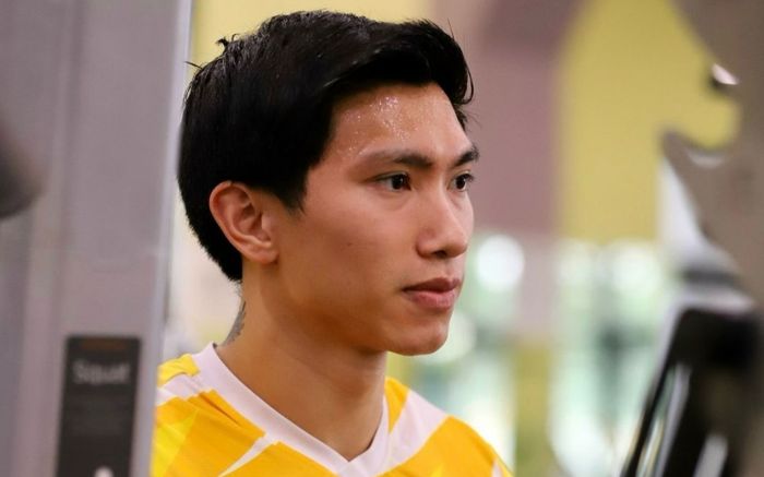 Phản ứng của Doãn Hải My khi Đoàn Văn Hậu bị công kích