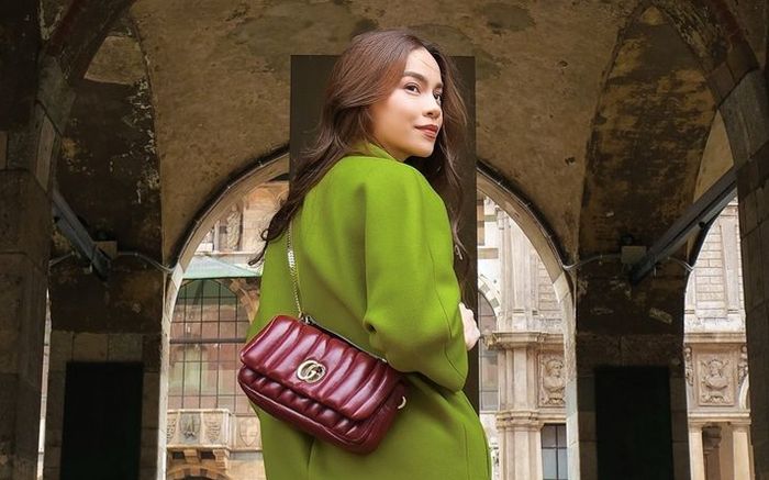 Hồ Ngọc Hà sắm toàn túi xách trăm triệu đồng từ ngày có danh phận