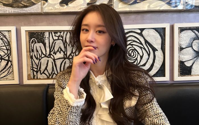 Loạt dấu hiệu rạn nứt của nữ ca sĩ và chồng cầu thủ vừa nộp đơn ly hôn