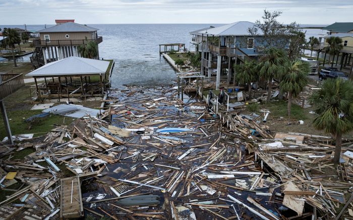 Còn nhiều cơn bão dữ trong tháng 10, mùa bão dần mất quy tắc