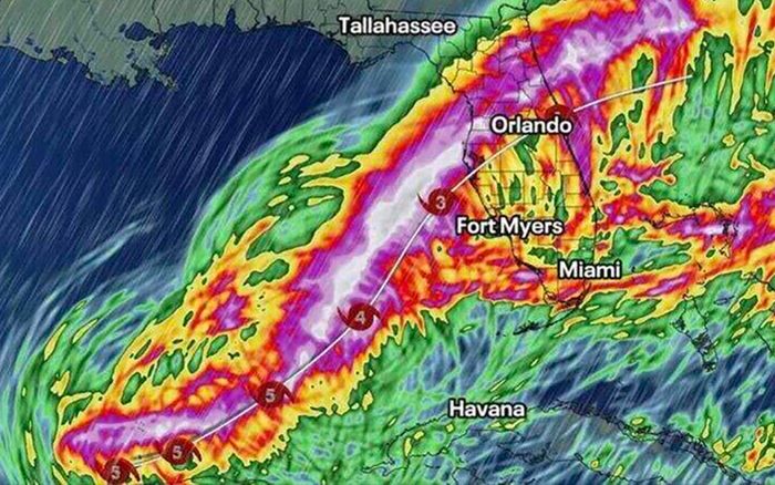 Siêu bão Milton sắp đổ bộ có khả năng gây sóng thần