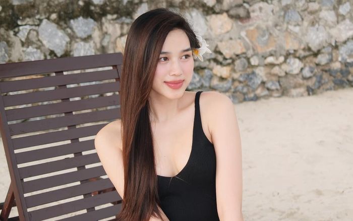 Hoa hậu Đỗ Thị Hà và bạn trai thiếu gia có bước tiến triển?