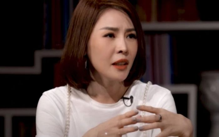 'Á hậu mua giải' thừa nhận trắng tay, phải rao bán nhà vì mất việc