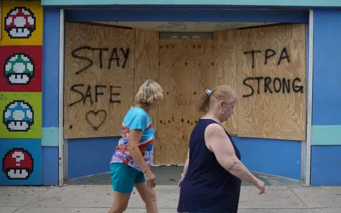 Chính phủ Mỹ cảnh báo 'sơ tán hoặc chết', người dân Florida vẫn cố thủ khi siêu bão Milton đổ bộ