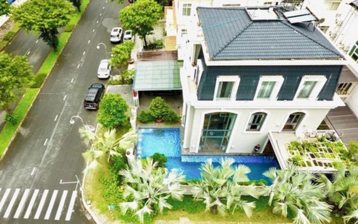 Biệt thự triệu đô bị mất trộm, nữ ca sĩ bức xúc cảnh cáo kẻ xấu