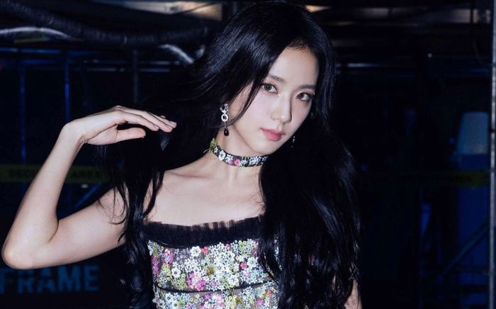 Jisoo lên tiếng sau khi bị chỉ trích