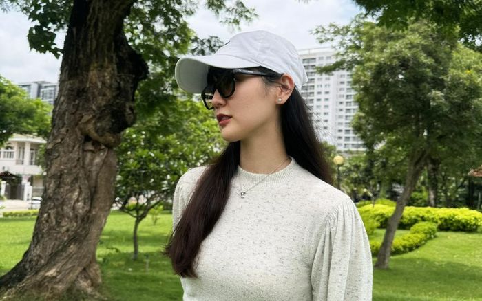Hải Tú khoe vóc dáng mảnh mai sau thời gian dài ở ẩn