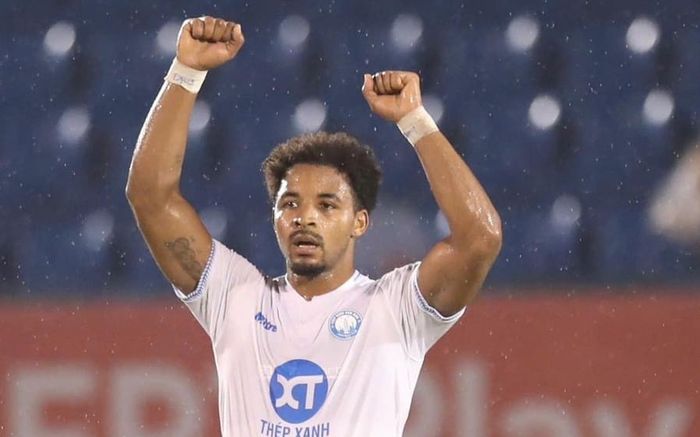 Ngả mũ trước đẳng cấp của Nguyễn Xuân Son