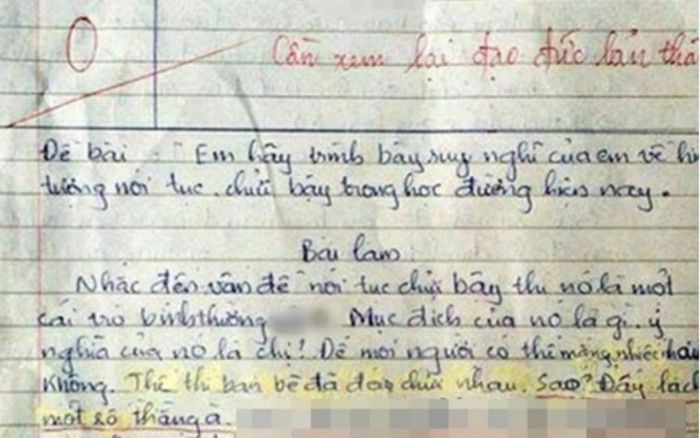 Bài văn về hiện tượng nói tục nhận điểm 0, cô giáo tức giận viết lời phê 'cần xem lại đạo đức'