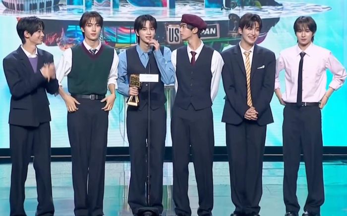 Chiến thắng tại MAMA 2024 của tân binh nhà HYBE bị chỉ trích