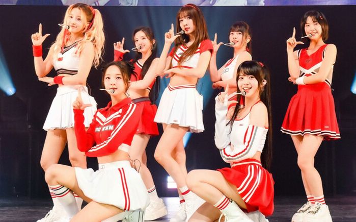 Nữ ca sĩ 19 tuổi rời nhóm sau nghi vấn bị CEO công ty tấn công tình dục