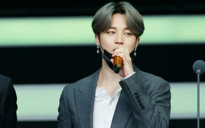 Thắng Daesang tại MAMA 2024 khi đang nhập ngũ, Jimin nhắc chuyện 'trả ơn'