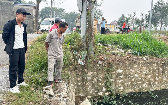 Vụ 4 người tử vong dưới mương nước: Cả nhà vẫn ôm chặt nhau đến lúc mất