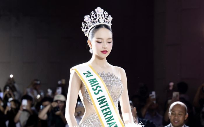 Hoa hậu Thanh Thủy báo tin vui với cơ hội tiền tỷ