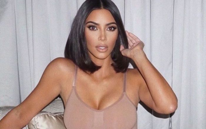 Nữ người mẫu bị mỉa mai vì chỉnh sửa ảnh