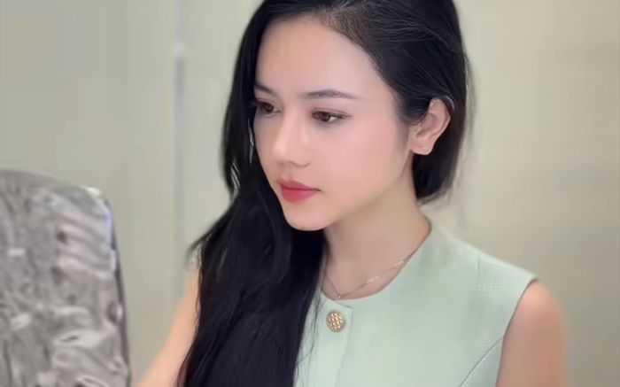 Ý Nhi công khai sửa một bộ phận trên mặt