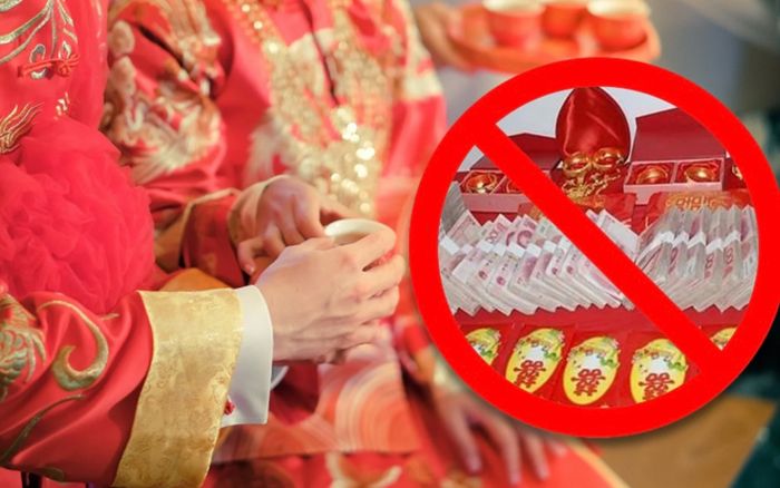 Nhà gái đòi hơn 1 tỷ giữa hôn lễ, cô dâu bàng hoàng trước hành động bất ngờ của mẹ chồng đêm tân hôn