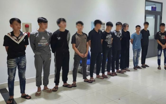 Chỉ vì cái vẫy tay, nhiều thanh thiếu niên xảy ra ẩu đả, 1 người tử vong