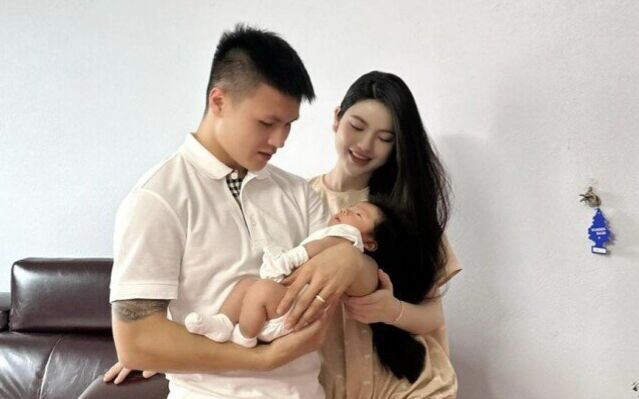 Choáng với tiền lương bảo mẫu của con Quang Hải