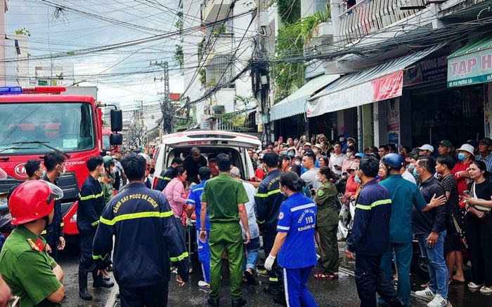 Vụ cháy nhà ở Nha Trang: Ông ngoại cố cứu vợ và 2 cháu nhưng không ai qua khỏi