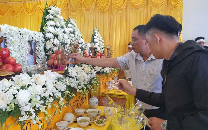 Tang lễ đẫm nước mắt vụ 4 nạn nhân tử vong do cháy nhà ở Nha Trang