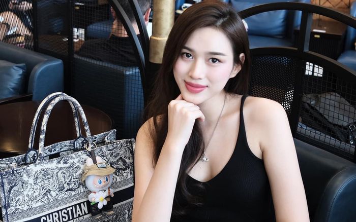 Clip quay lén Hoa hậu Đỗ Thị Hà, nhan sắc qua cam thường thế nào mà khiến dân tình xuýt xoa