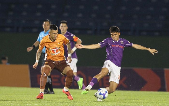 Quá khó để HAGL đua vô địch