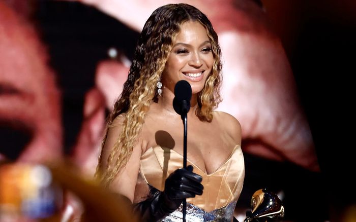 Beyoncé gây tranh cãi khi 'áp đảo' đề cử tại GRAMMY 2025