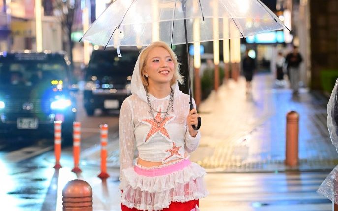 Độc lạ chuyện nữ ca sĩ gen Z 'debut' từ công nghệ AI